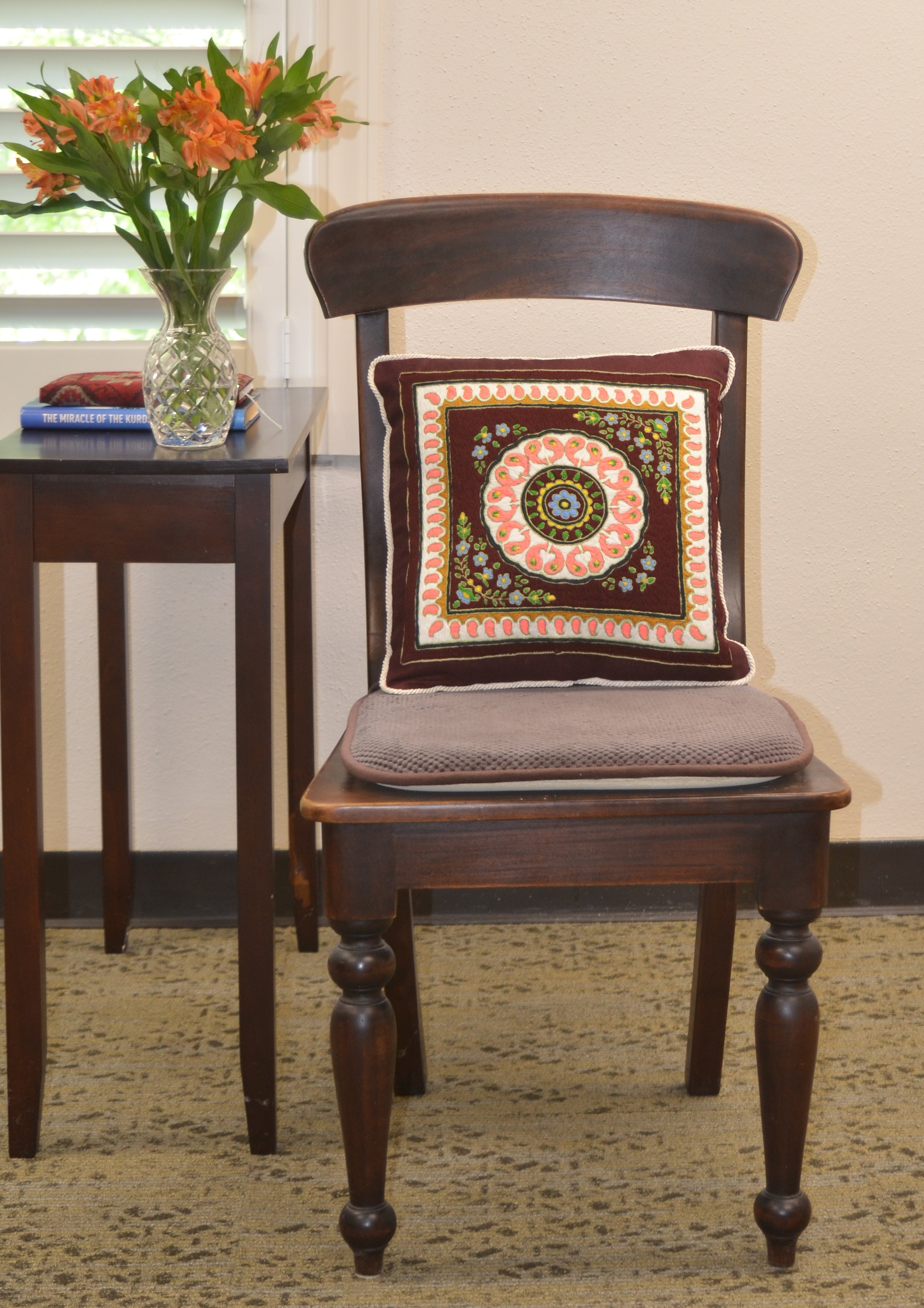 Linen Pillow (Maroon)