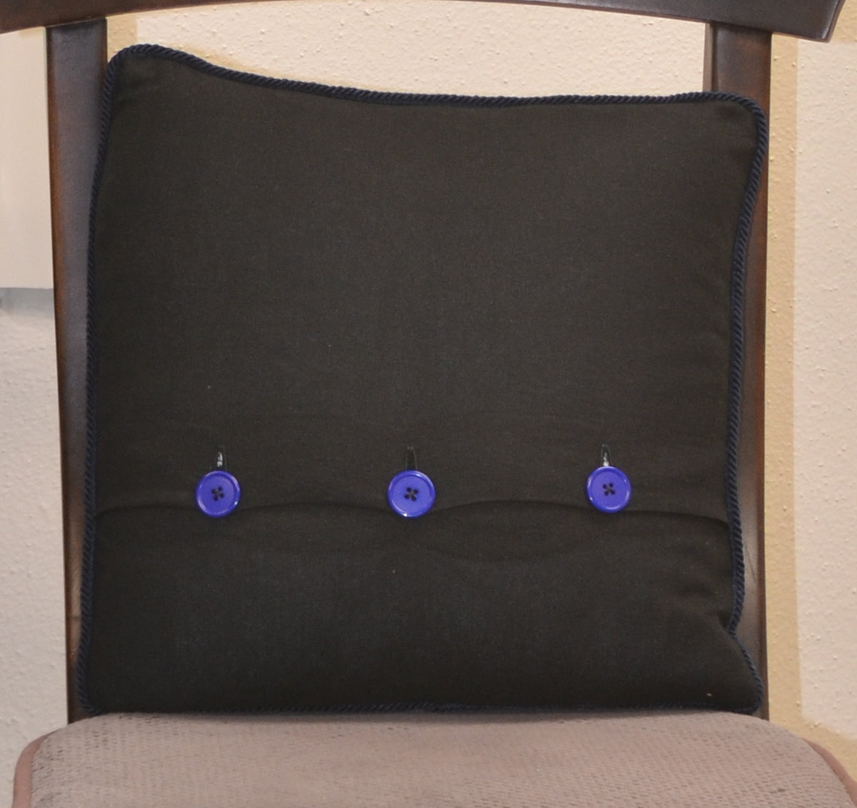 Linen Pillow (Black)
