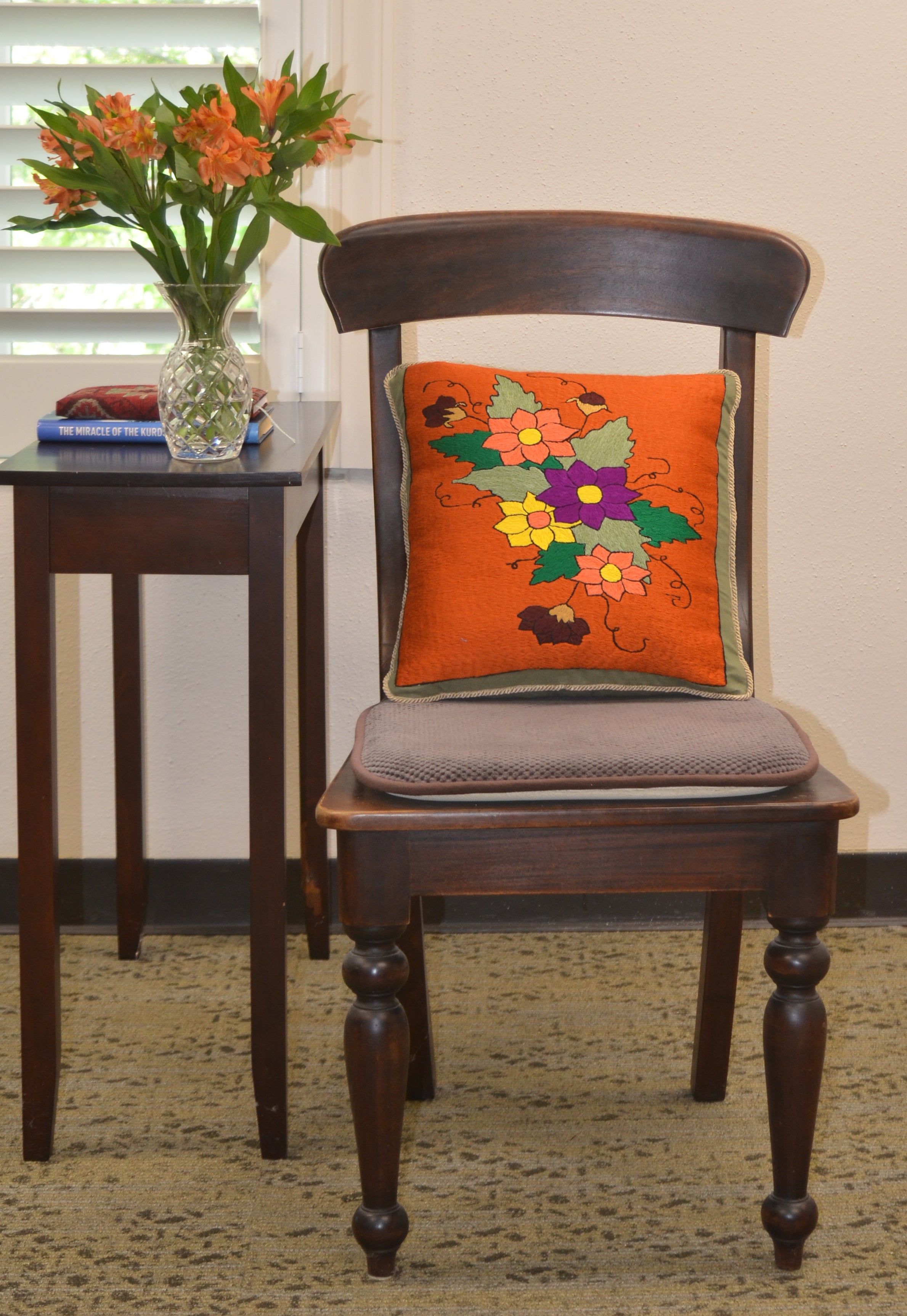 Linen pillow (Avocado Green)